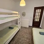 Guest Close Airport Лісабон