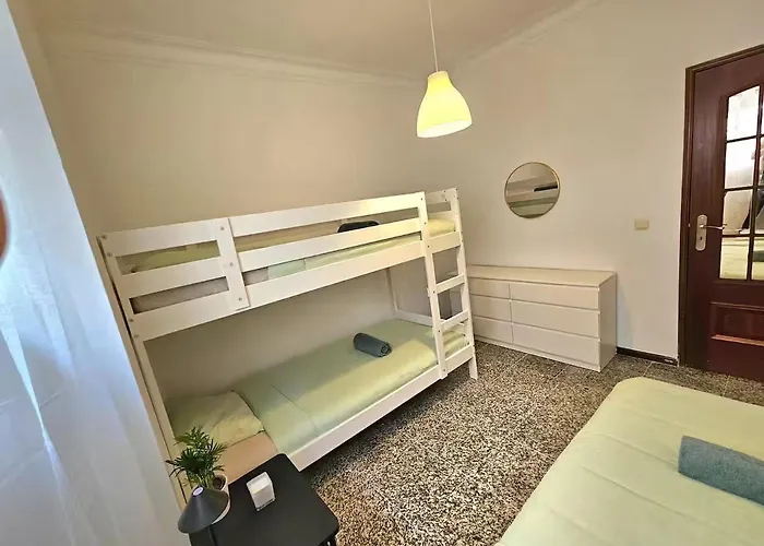 Guest Close Airport *