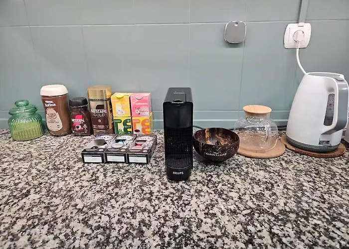 Guest Close Airport *