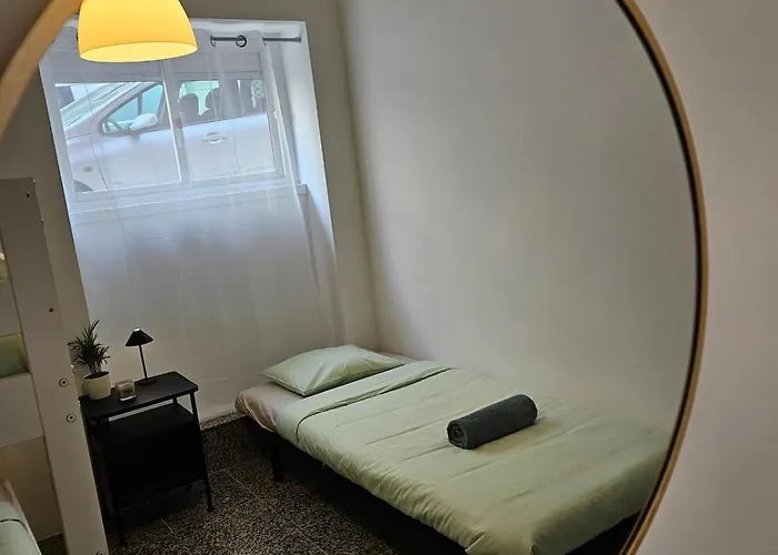 Guest Close Airport 民宿 *