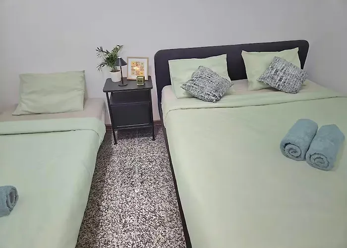 Guest Close Airport Accommodatie bij particulieren *